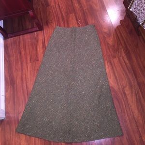 ADRI New York wool skirt