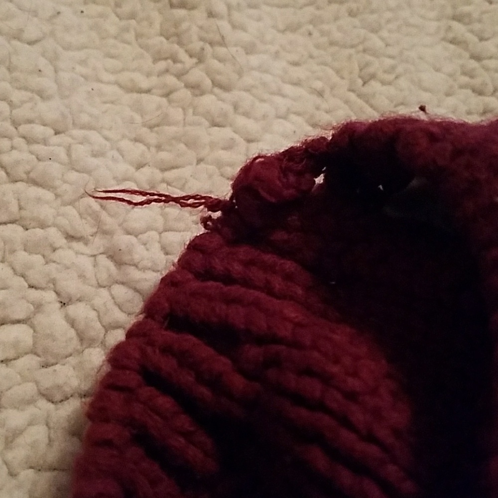 Wool hat - Picture 3 of 3
