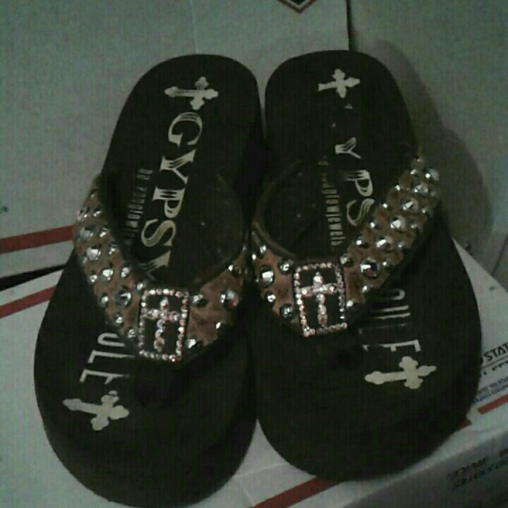 Gypsy soule sandals