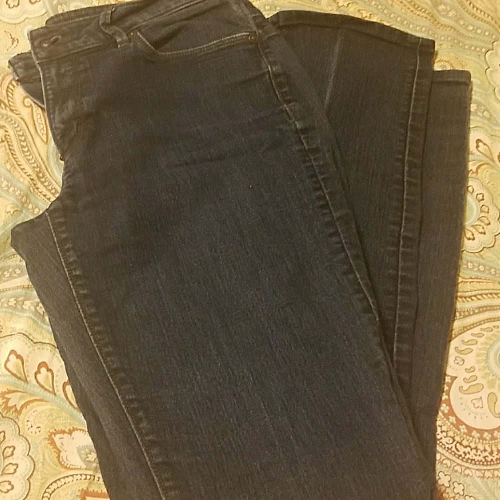 Ann Taylor Loft 28/6 Curvy Straight Jeans