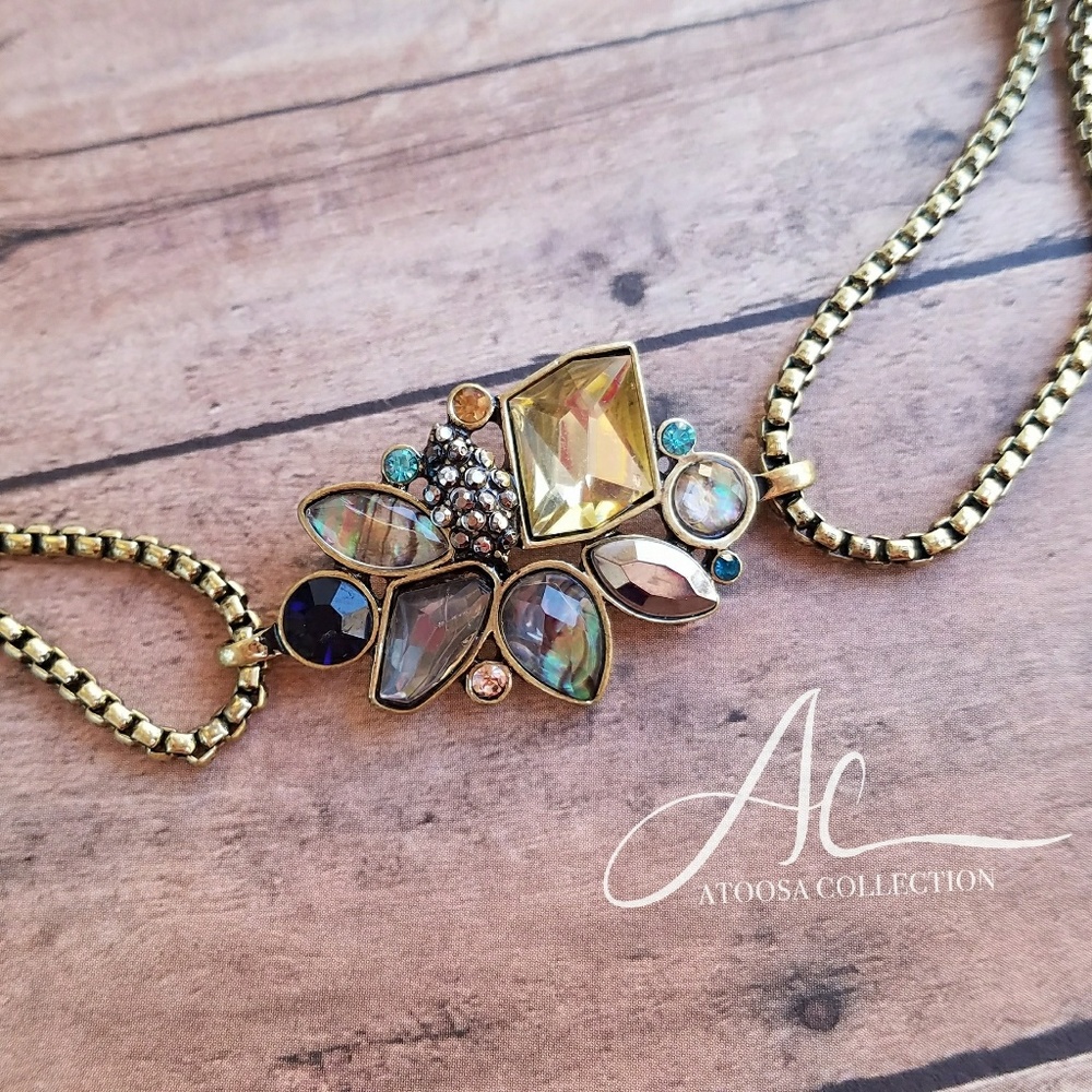 ⬇$16 Vintage Style Dragonfly Jeweled Bracelet - Picture 2 of 4