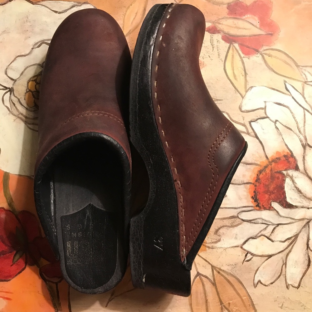 Vintage Sven Leather Clog Mules