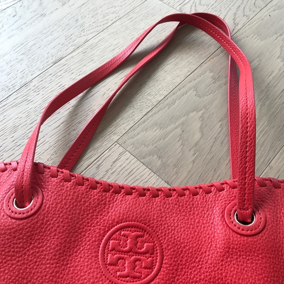 💥Sold💥TORY BURCH Marion East West Tote Bag - Picture 4 of 6