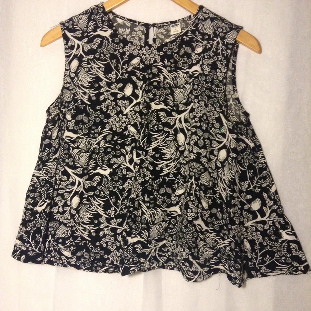 Cropped Old Navy Blouse🐳