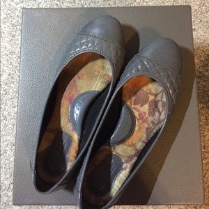 Børn "Riley" Patent Leather Cap-Toe Ballet Flat