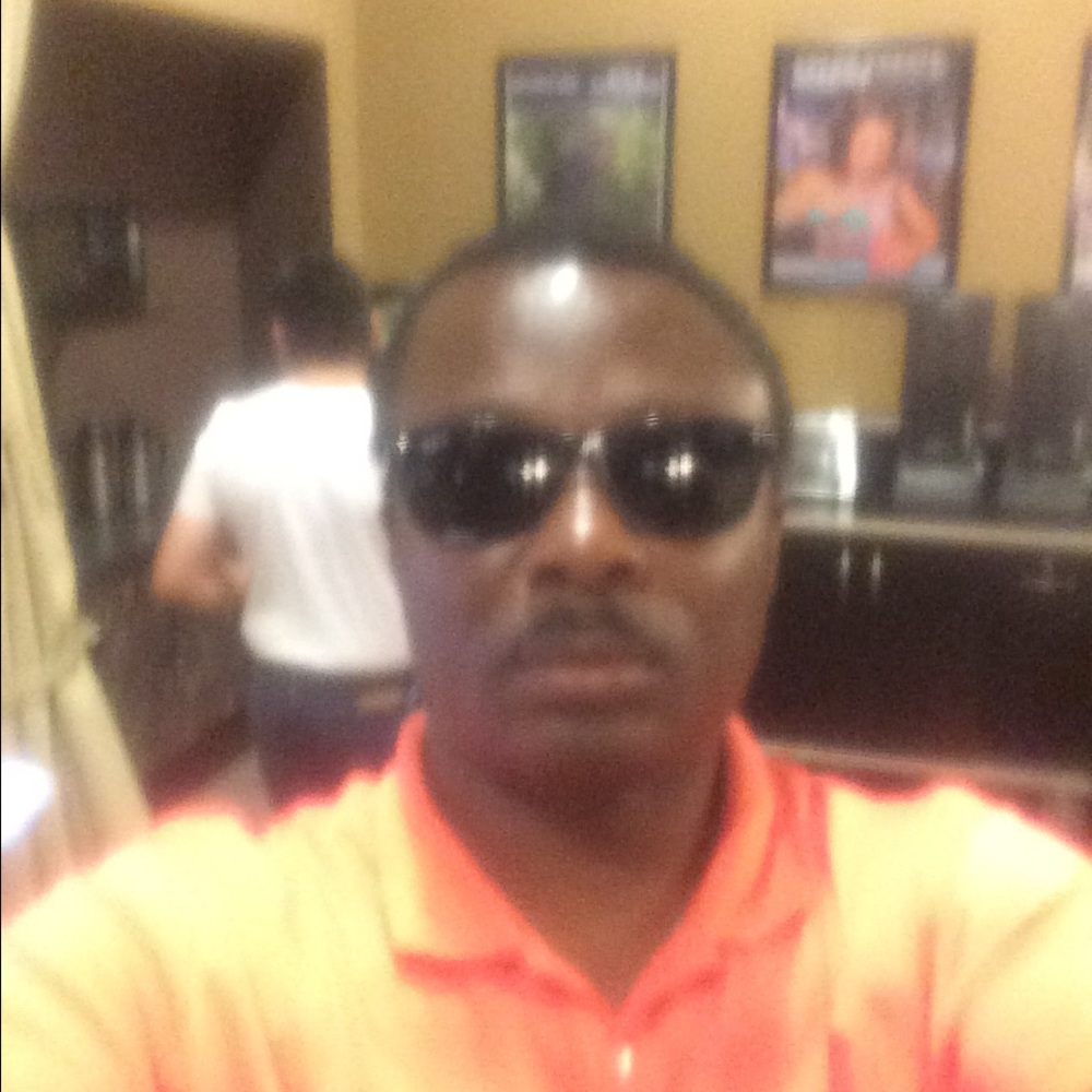 Meet your Posher, Oluwaseyi