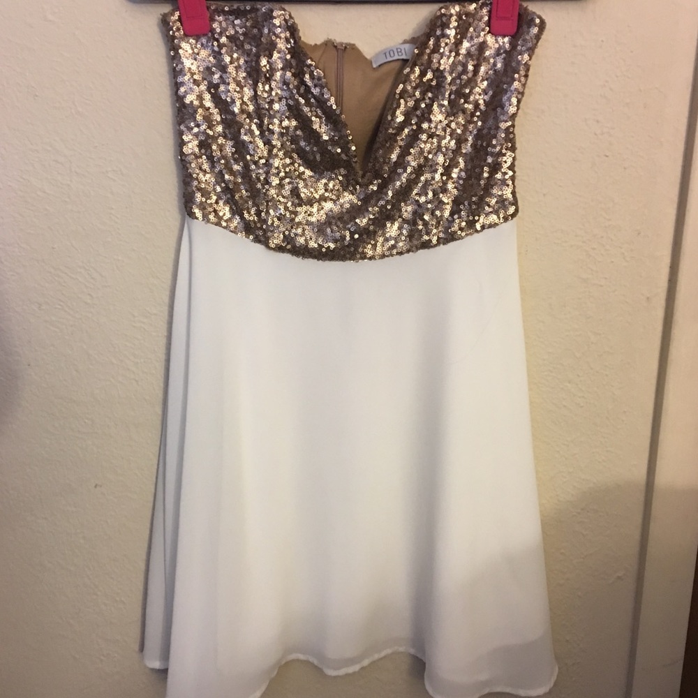 Gorgeous White & Gold Strapless Dress