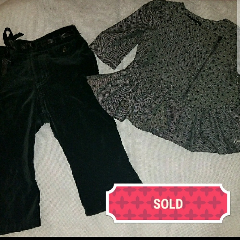 ❎SOLD ❎ Girls Adorable Outfit