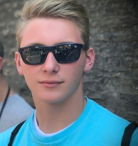 Meet your Posher, Nathan
