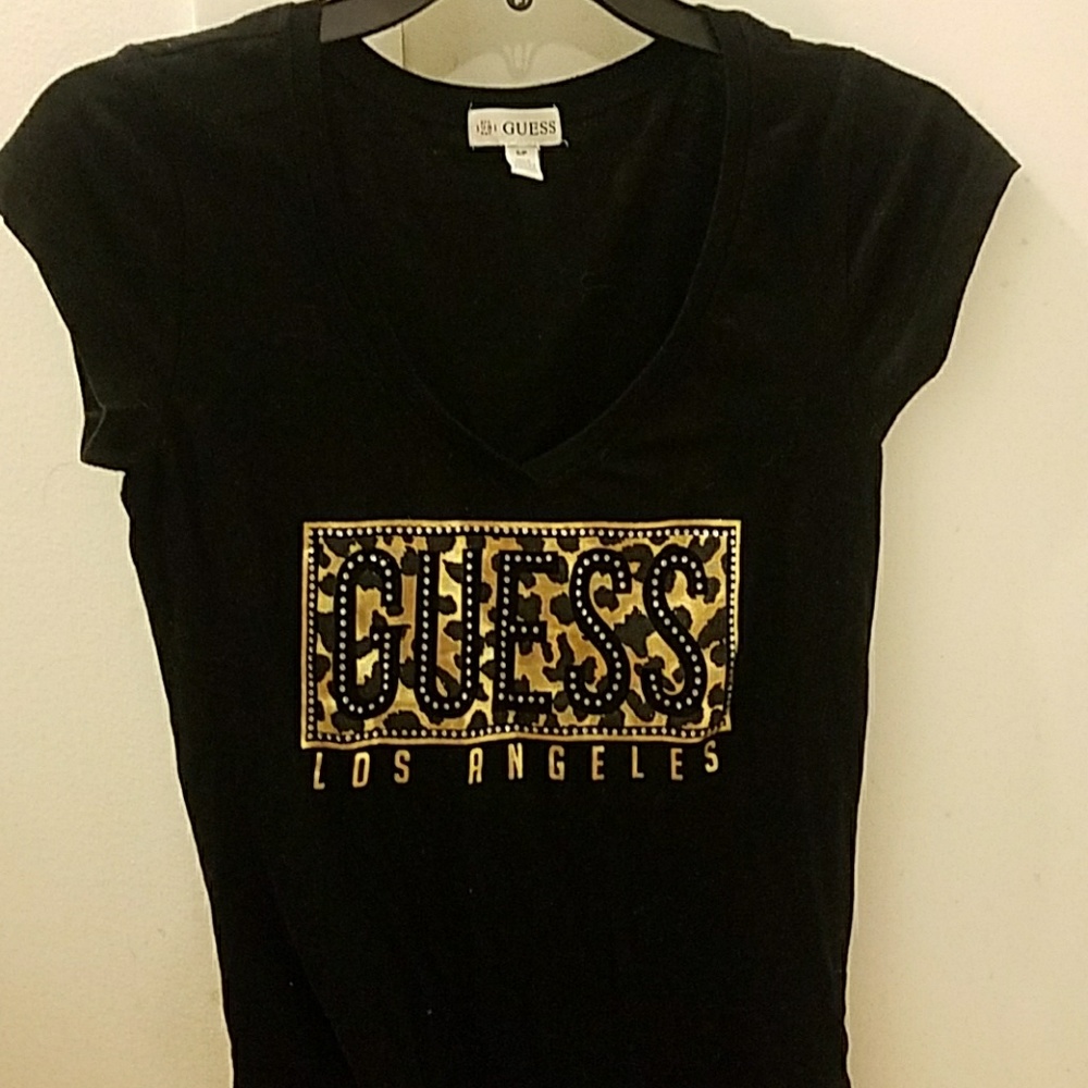 Guess top