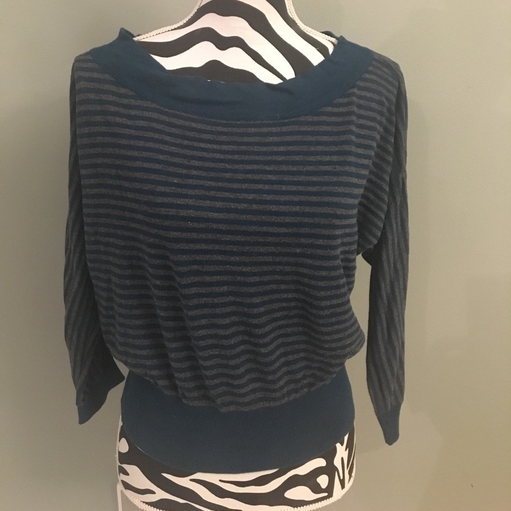 Blue and grey wide mouth sweater top
