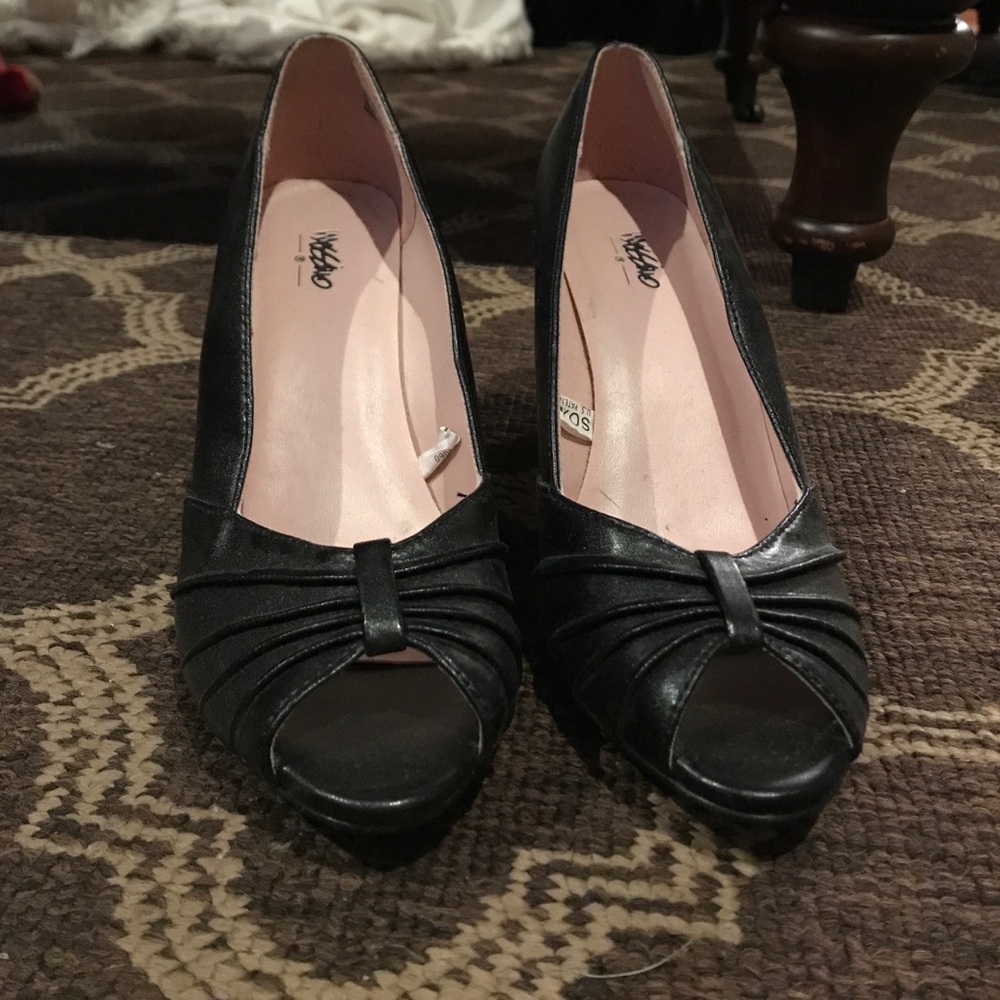 Black heels