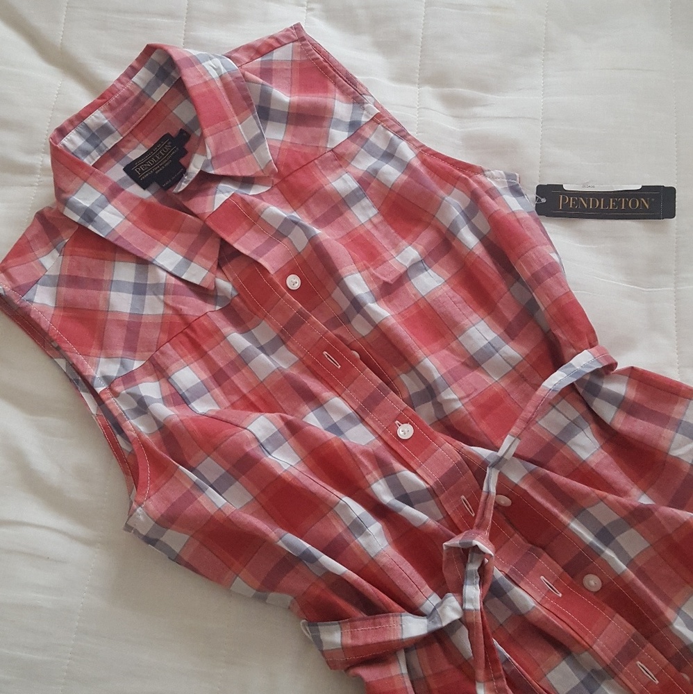 SOLD NWT Sleeveless Shirt with Waist Tie