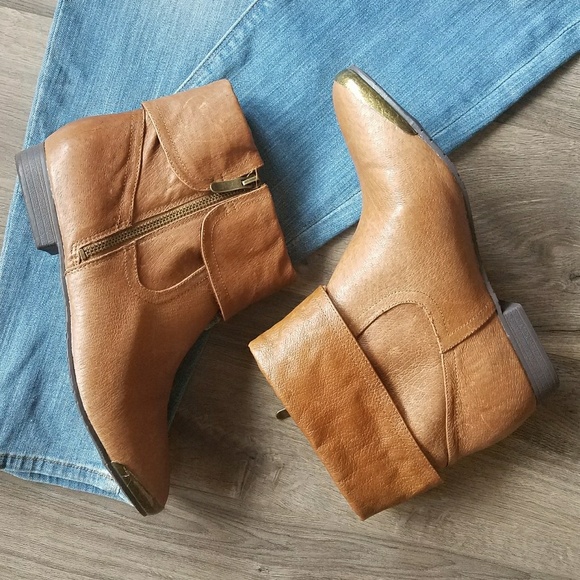 Chinese Laundry Shoes - PRICE DROP⬇ Chinese Laundry leather booties