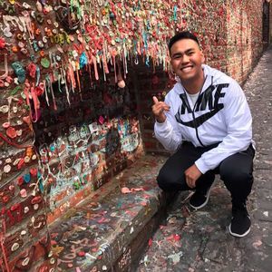 Meet your Posher, Edward