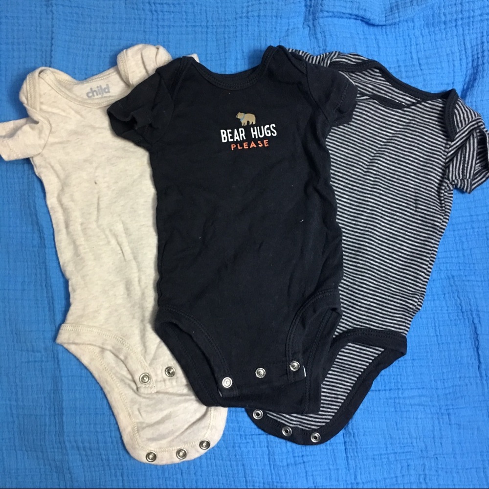 Carters Onesies 3-pack Bundle🐻