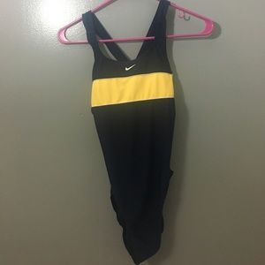 Nike bathing suit ✅