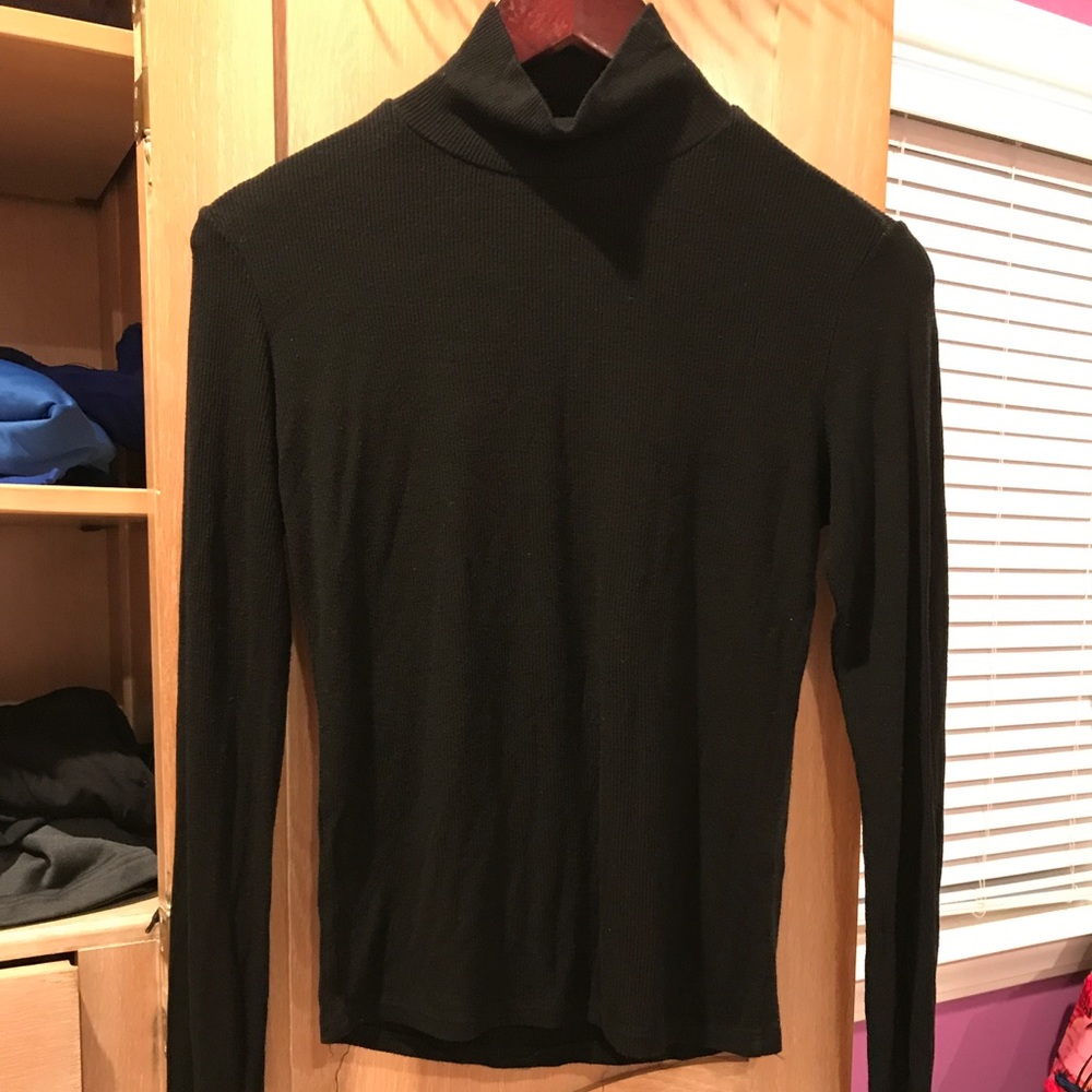 ✖️BRANDY MELVILLE✖️Black Turtleneck Long Sleeve