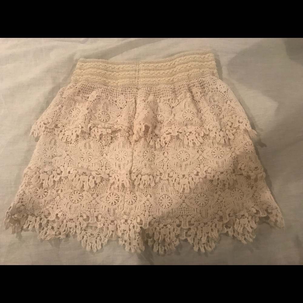 High waisted crocheted skirt - Picture 2 of 2