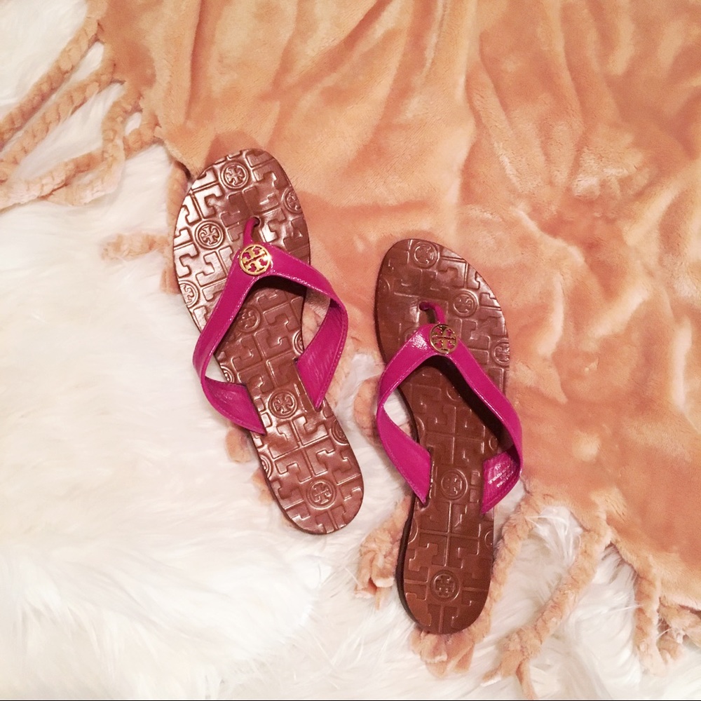 Tory Butch flip flops!