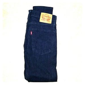 Levis 519 jeans