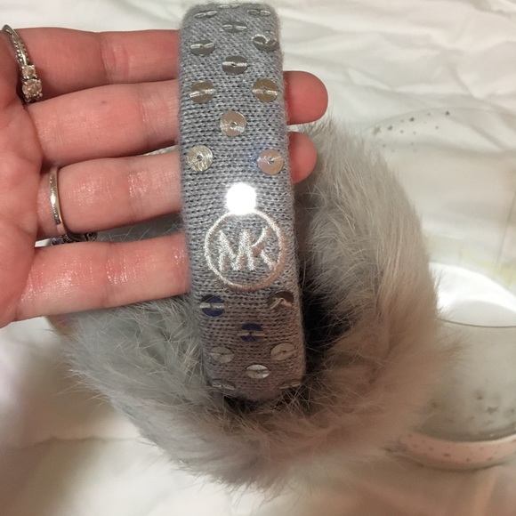Michael kors ear muffs - Picture 3 of 4