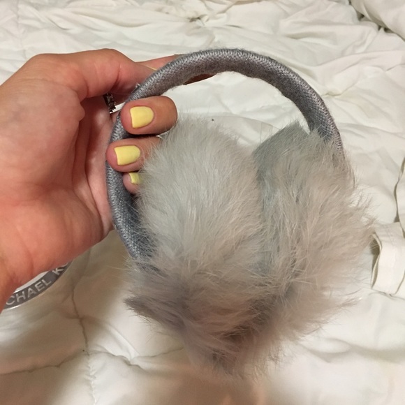 Michael kors ear muffs - Picture 4 of 4