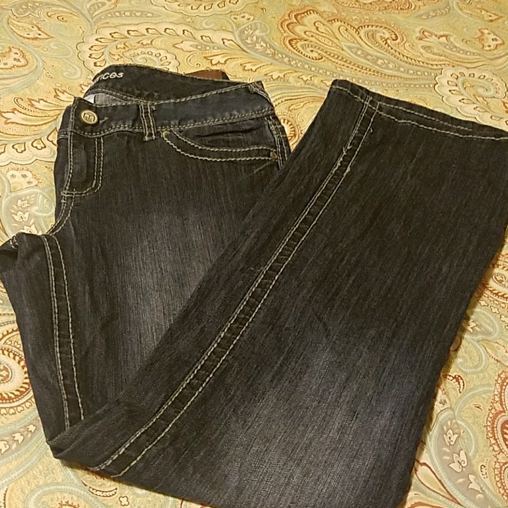 Maurices Boot Cut Jeans Size 7/8 Regular