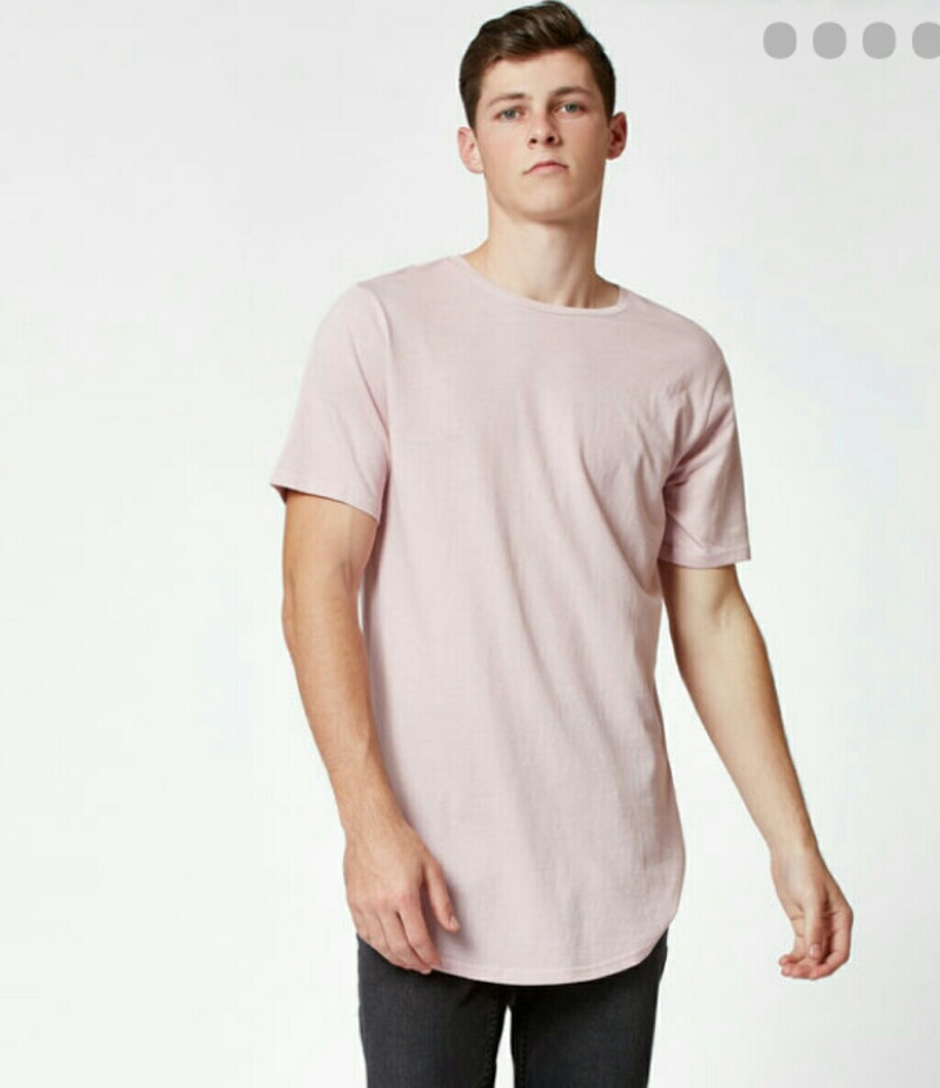 PACSUN LOS ANGELES  Scallop T-shirt