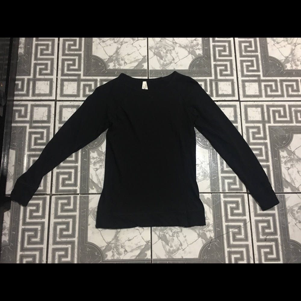 Black shirt