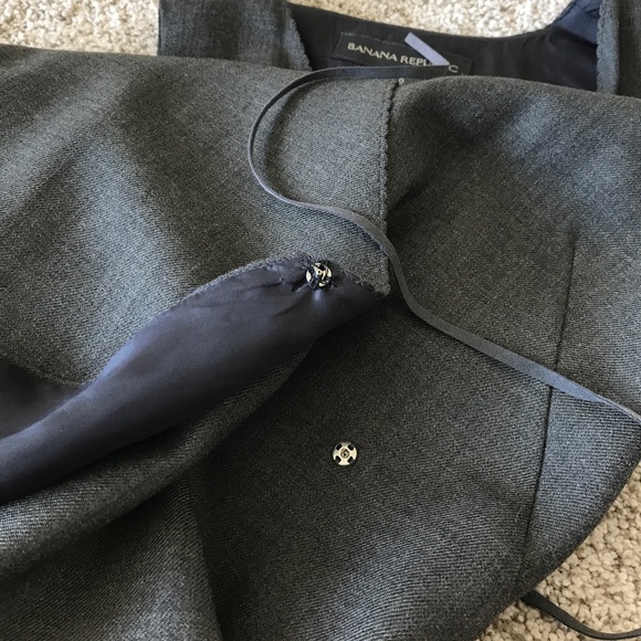 Banana Republic Wrap Dress - Picture 5 of 5