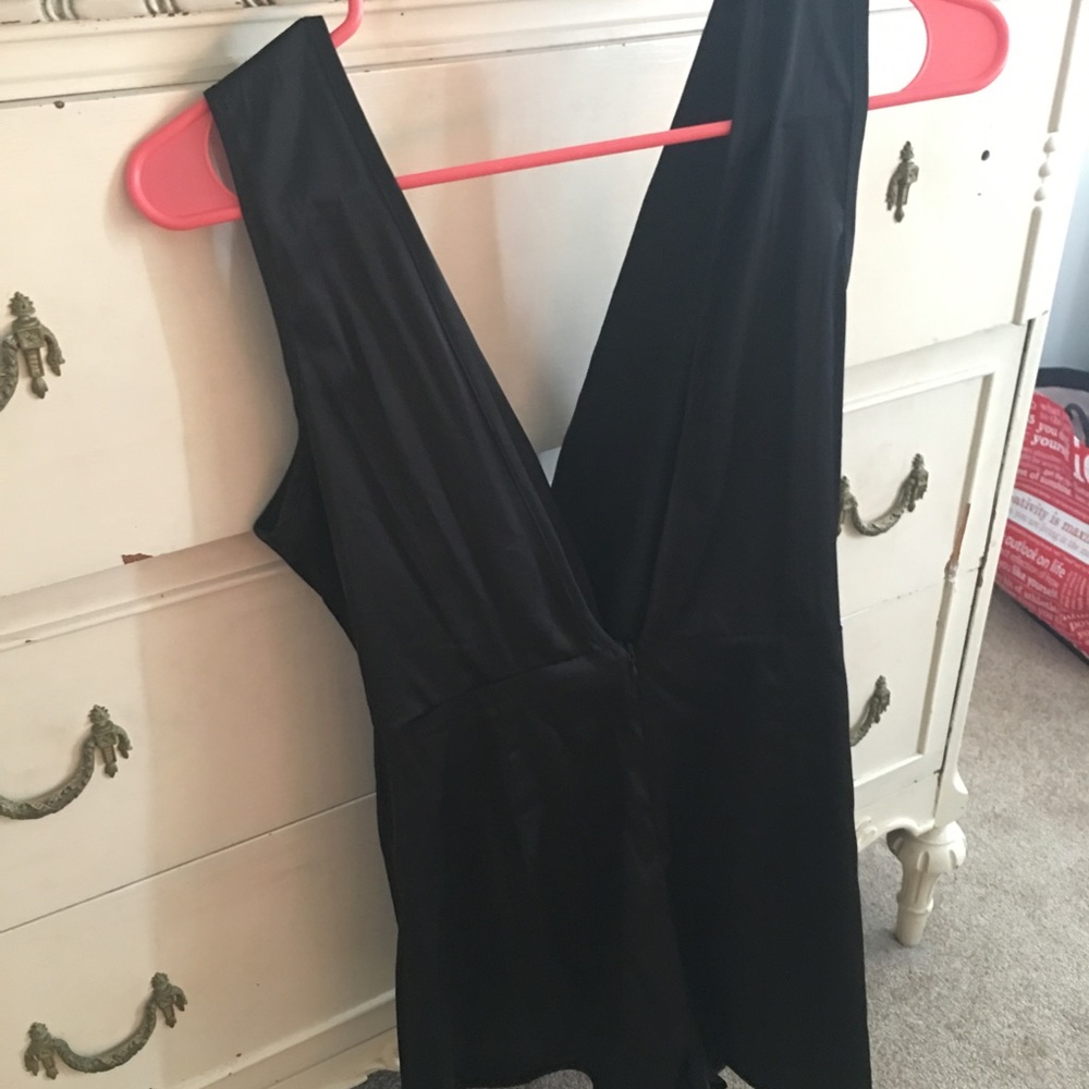 Romper! - Picture 2 of 2