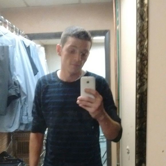 Meet your Posher, Kyle - Picture 1 of 1