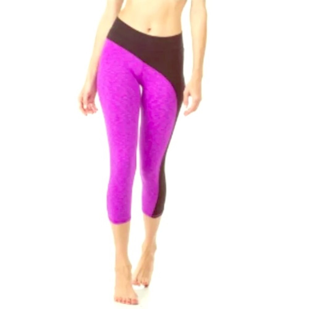 New With Tags body language capris, black/pink XS