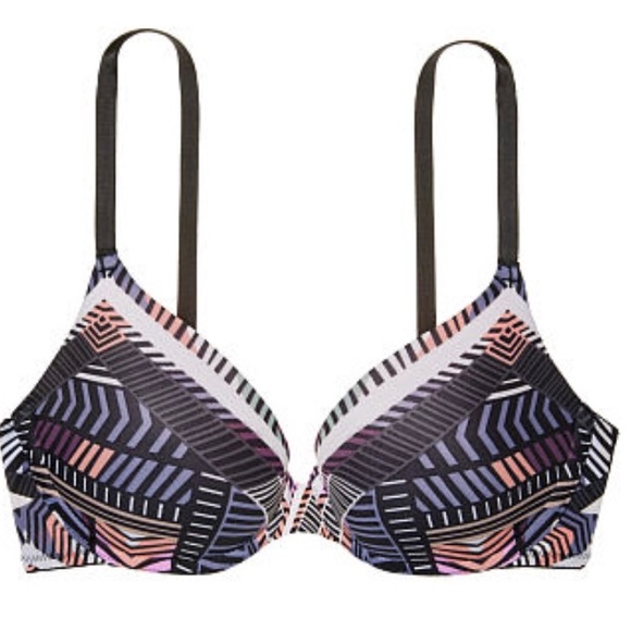 PINK Victoria's Secret Wear Everywhere T-Shirt NWT - Picture 4 of 5