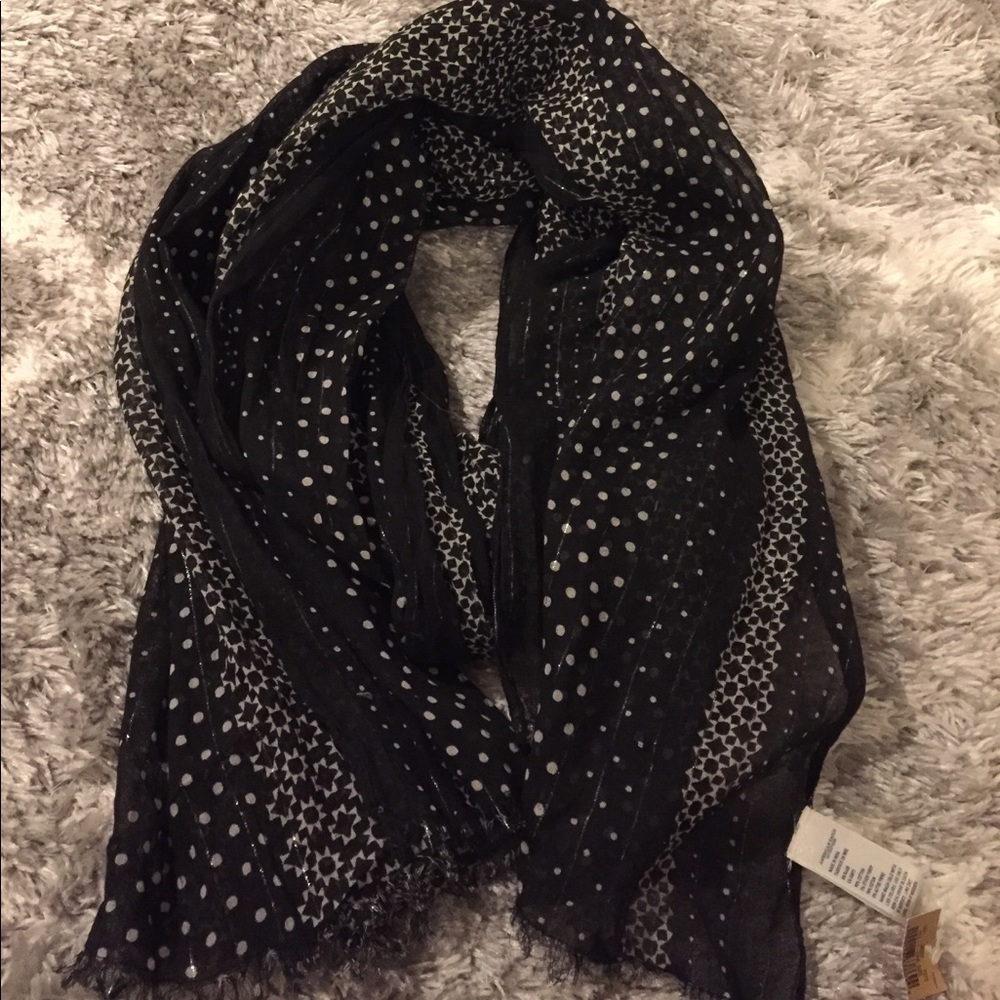 Black and white American eagle scarf