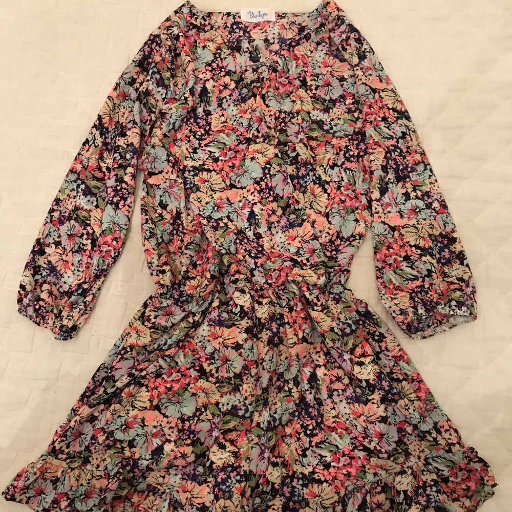 Bluetique Floral Ruffle Romper Small