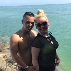 Meet your Posher, Yuneidys