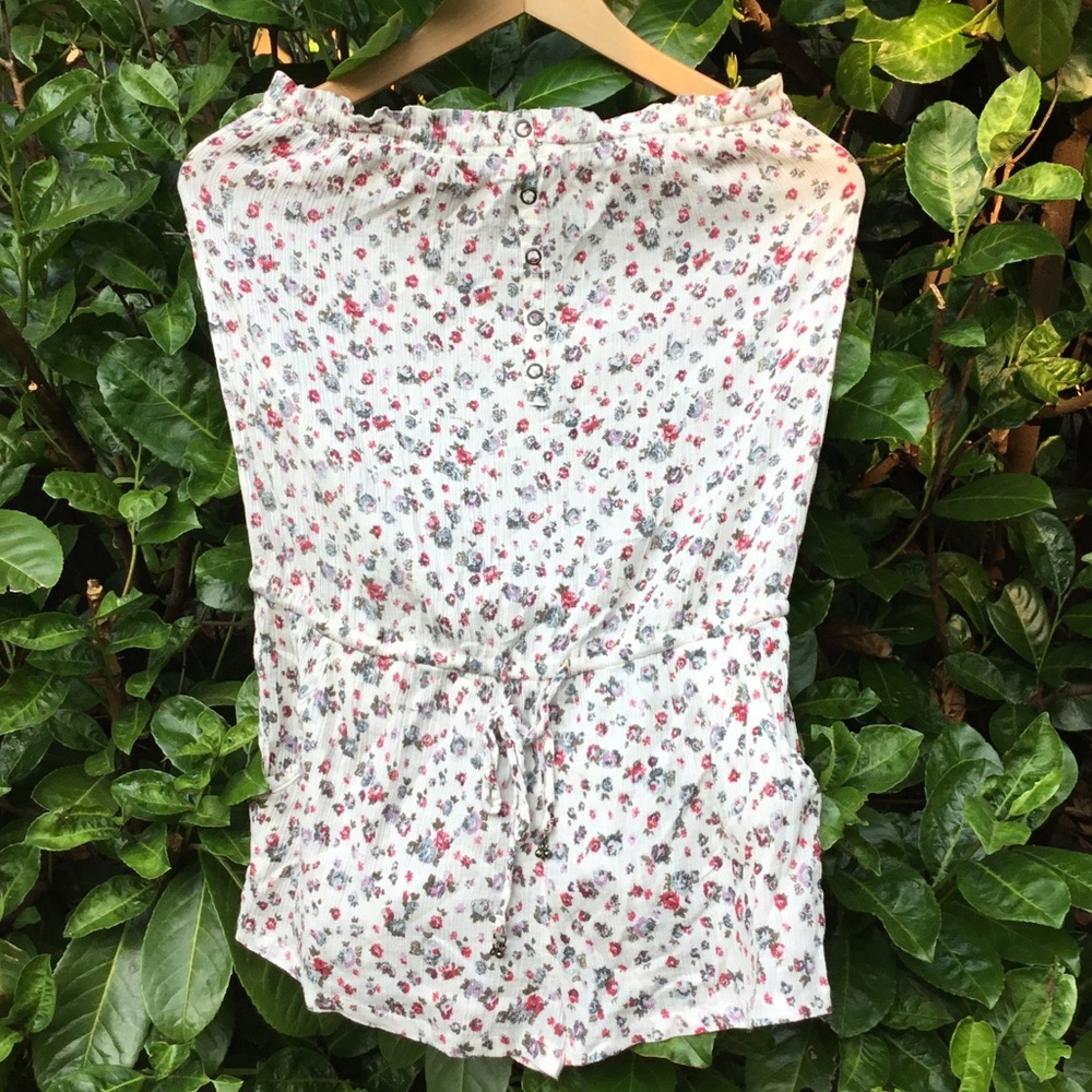 Sleeveless romper
