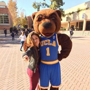 Meet your Posher, Anastasia