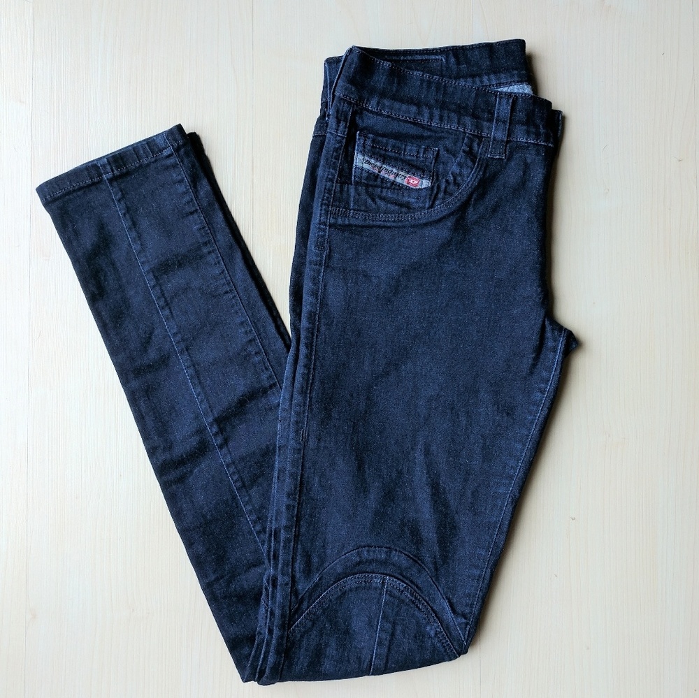 Women's Dark Wash Skinny Jean DIESEL Size 28