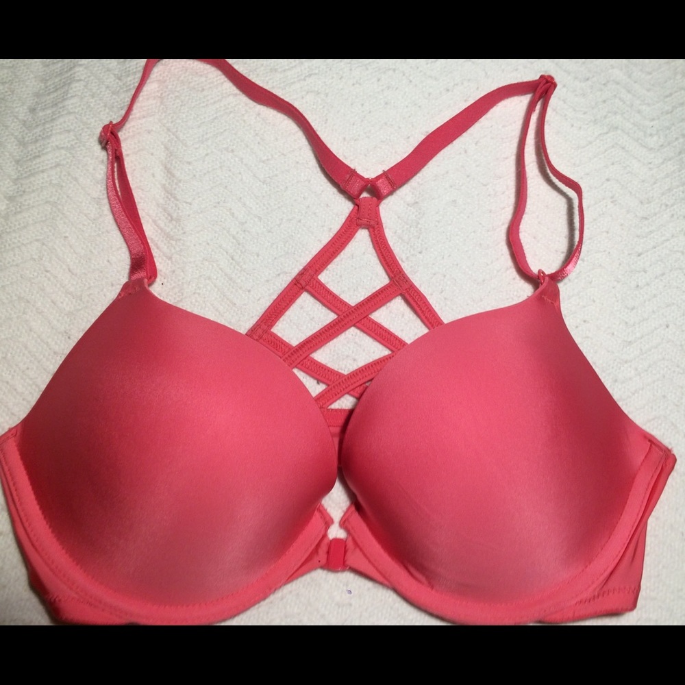 Victoria's Secret Push-Up Bra w/ Front Clip