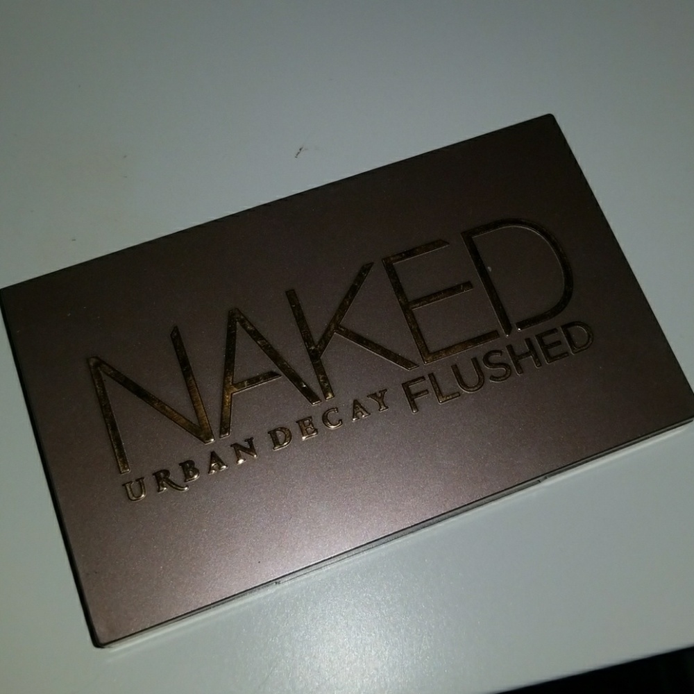 URBAN DECAY FACE PALETTE