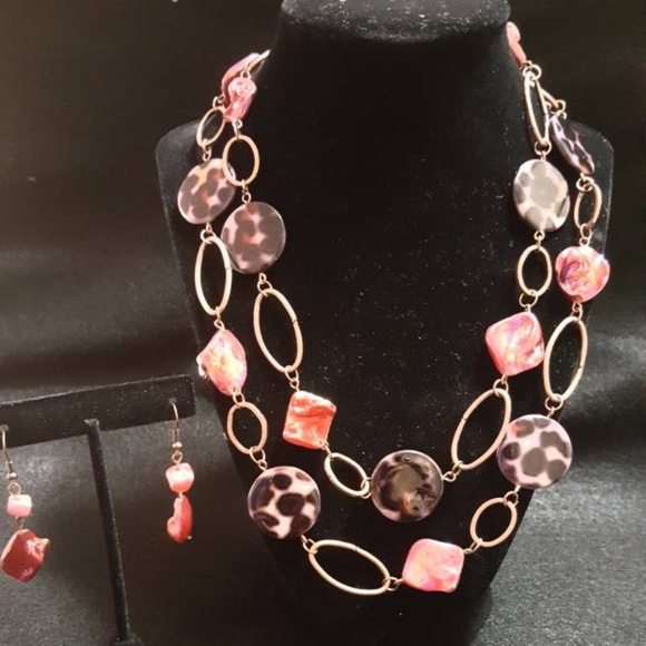 Earthy matching necklace and earring set - Picture 1 of 1