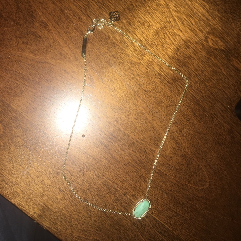 Kendra Scott Necklace