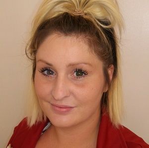 Meet your Posher, Mandiie