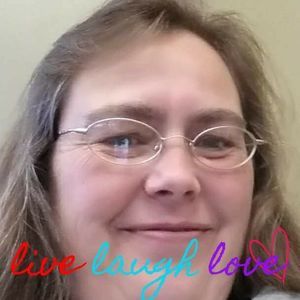 Meet your Posher, Suellen