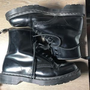 Doc Martens 1460 Mono Black 8 Eye Boot