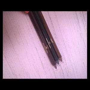 Tarte silk Amazonian clay eye liners (new)