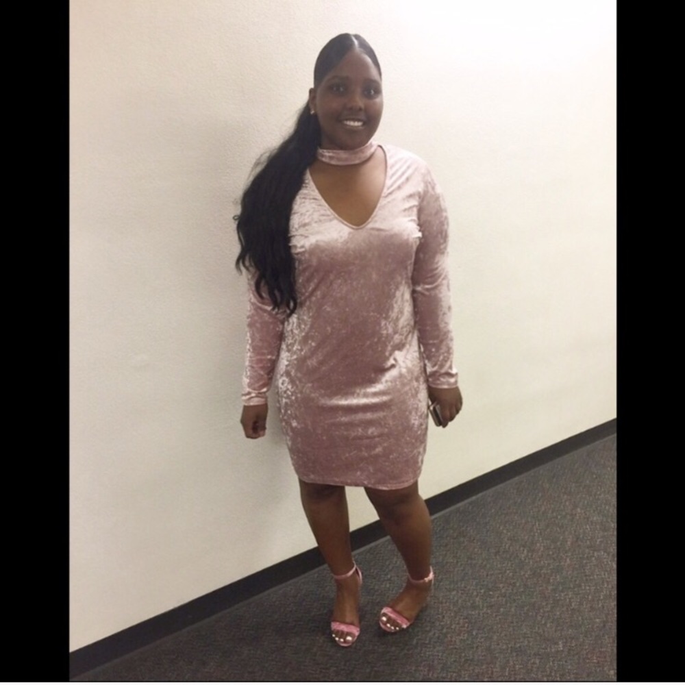 3X Charlotte Russe Pink Choker Dress